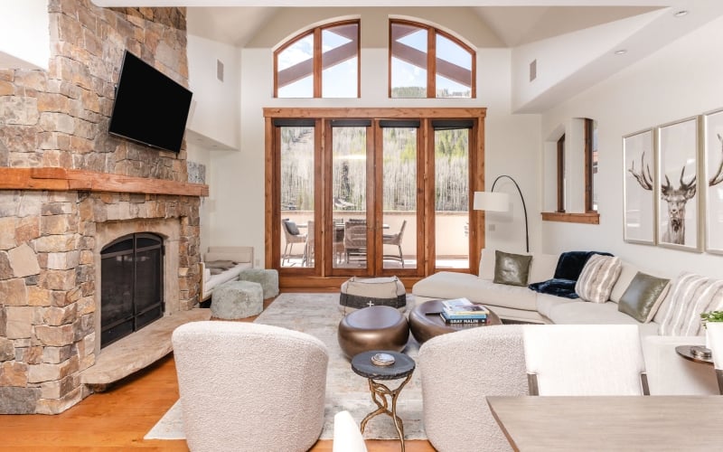 3 Bedroom Penthouse Suite The Hythe Vail