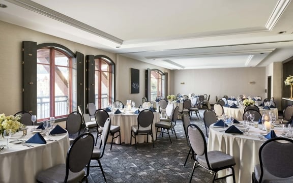 The Mountain View Social at The Hythe