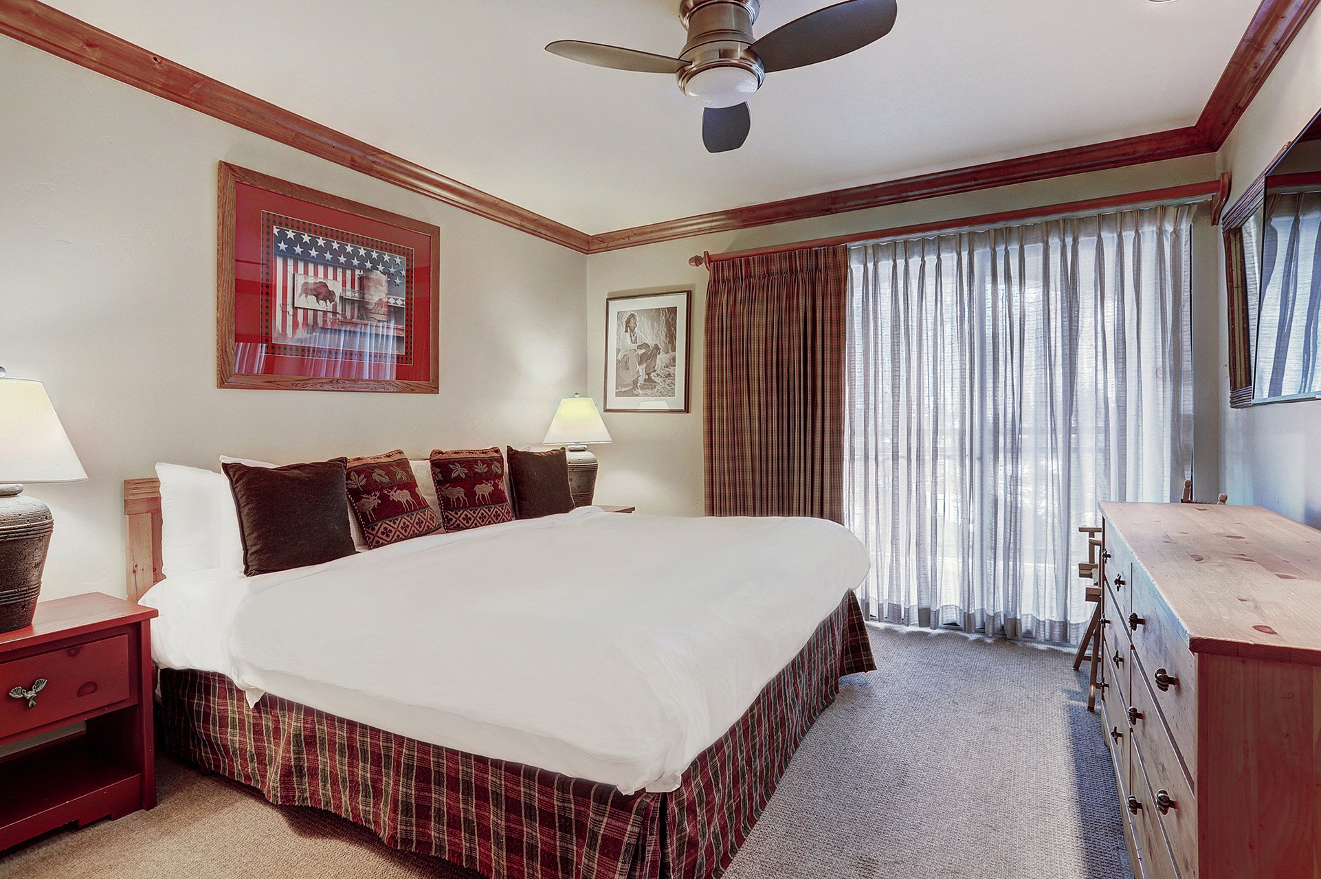 A king bed in the 3 bedroom suite at The Hythe Vail CO