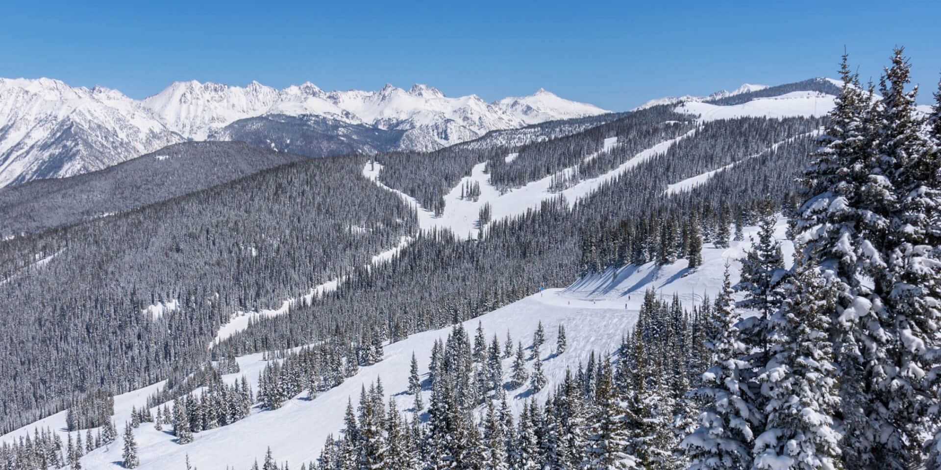 The snowy mountains of Vail CO